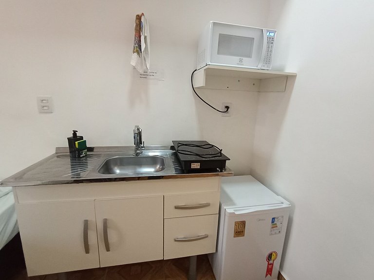 Suíte espaçosa na * Vila Olímpia * Localização 10 - A62