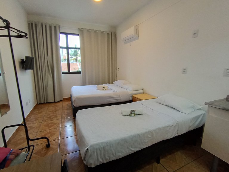 Suíte espaçosa Vila Olímpia Localização TOP - A31