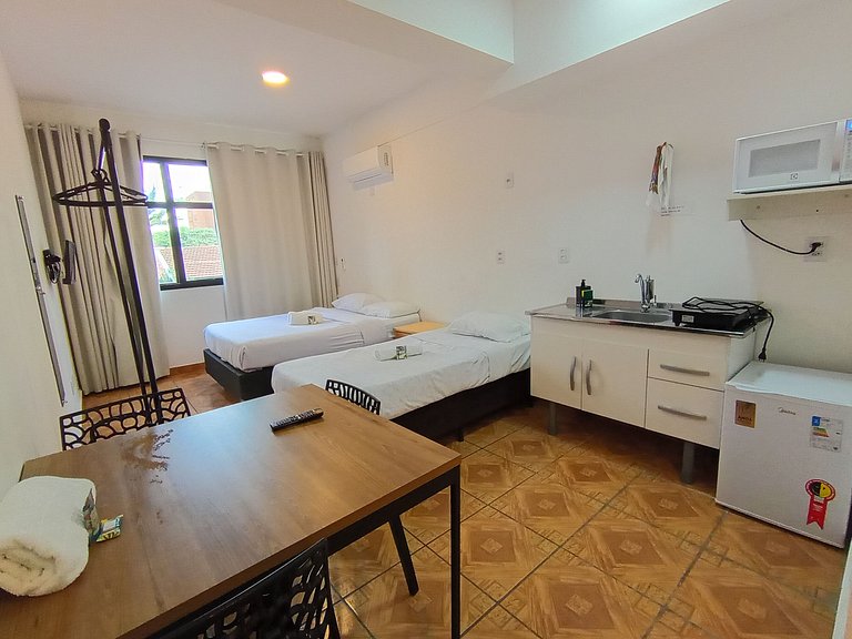 Suíte espaçosa na * Vila Olímpia * Localização 10 - A62