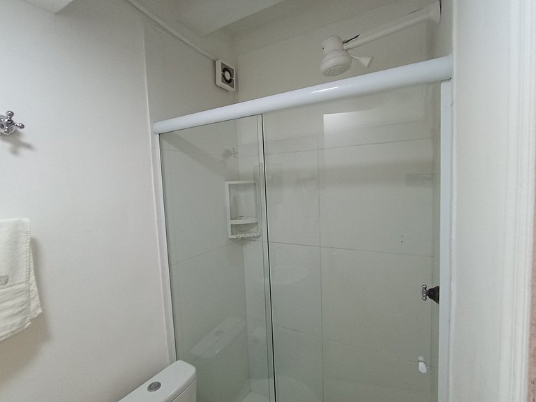 Suíte espaçosa na * Vila Olímpia * Localização 10 - A62