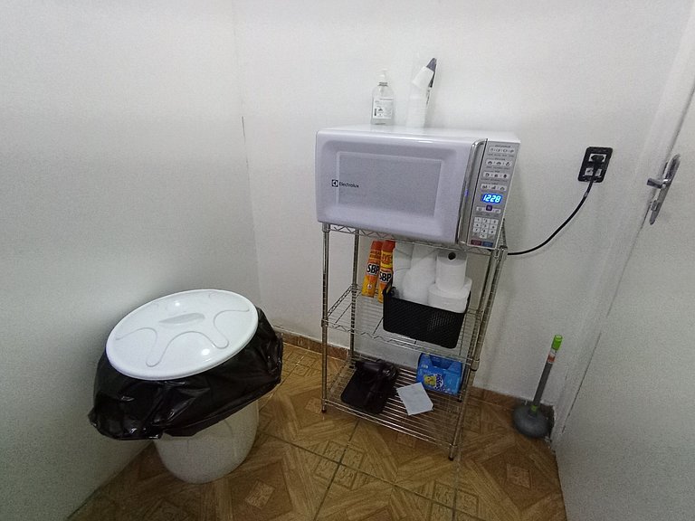 Suíte espaçosa localização 10 * Vila Olímpia - A34