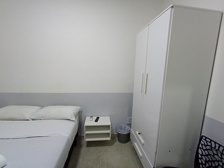 Quarto c/ Netflix - Vila Olímpia - A44