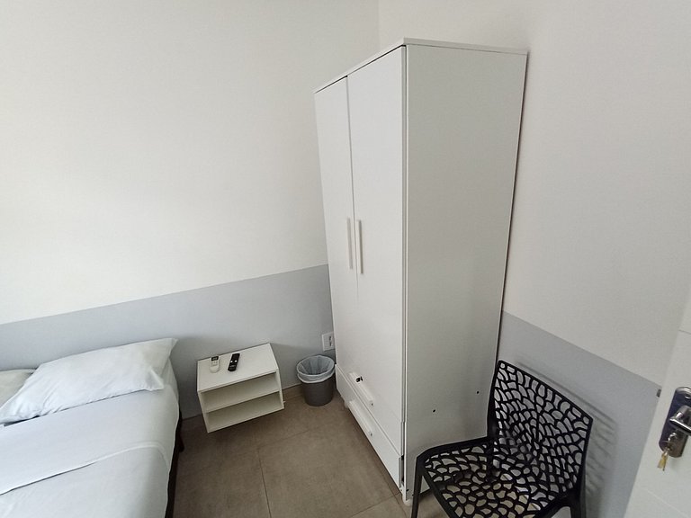 Quarto c/ Netflix - Vila Olímpia - A44