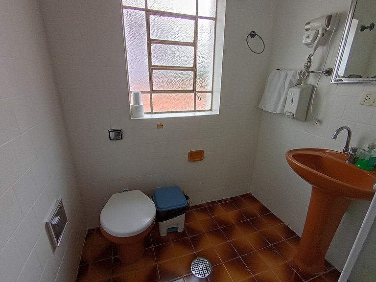 Quarto na Vila Olímpia bem localizado! - A45