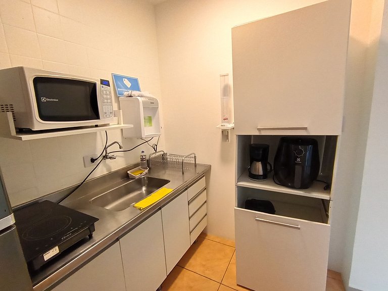 Quarto tranquilo na Vila Olímpia com Smart TV -A48