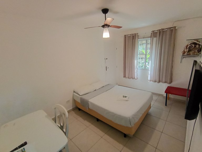 Suíte bem localizada na *Vila Olímpia* - A50