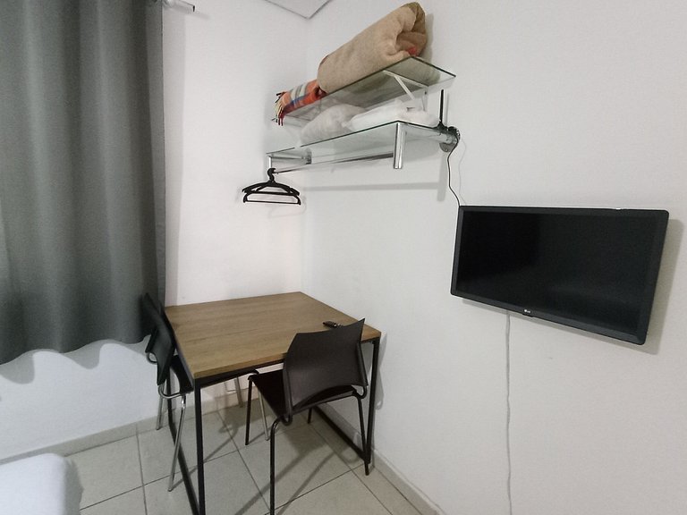 Suíte espaçosa na Vila Olímpia - A56