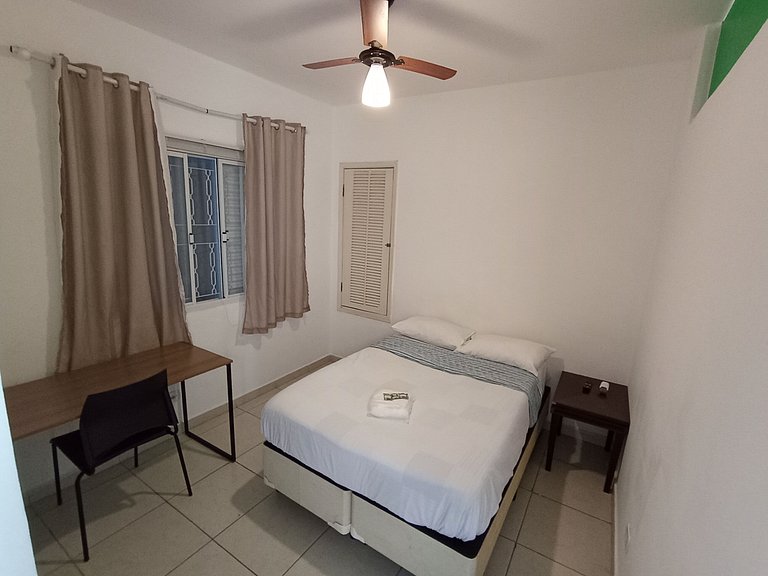 Quarto tranquilo na Vila Olímpia Localização - A57