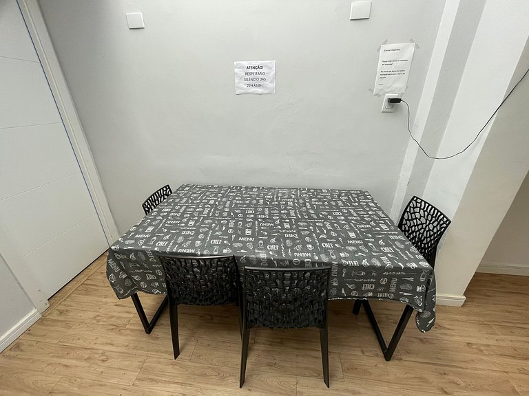 Quarto c/ Netflix - Vila Olímpia - A44