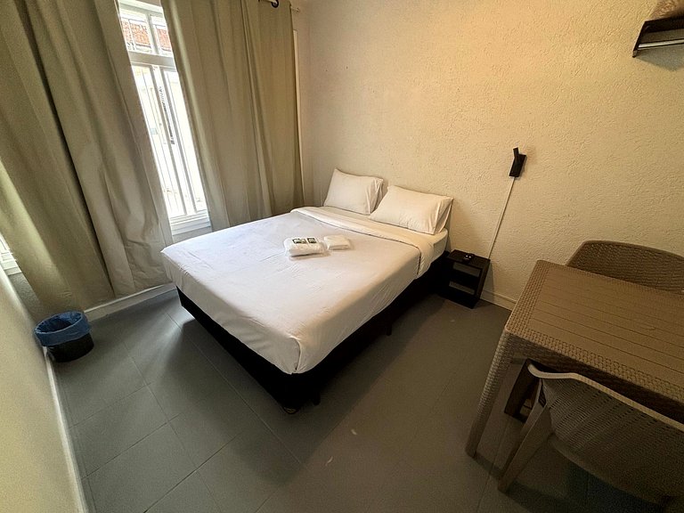 Quarto Térreo e Iluminado na Vila Olímpia - A61
